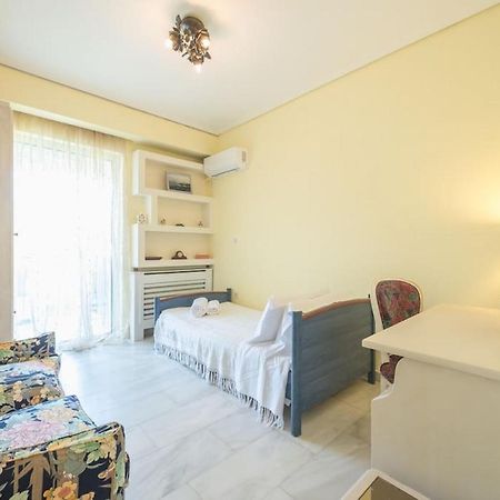 Central 3Br Apartment Next To Panormou Metro! Athens Exterior photo