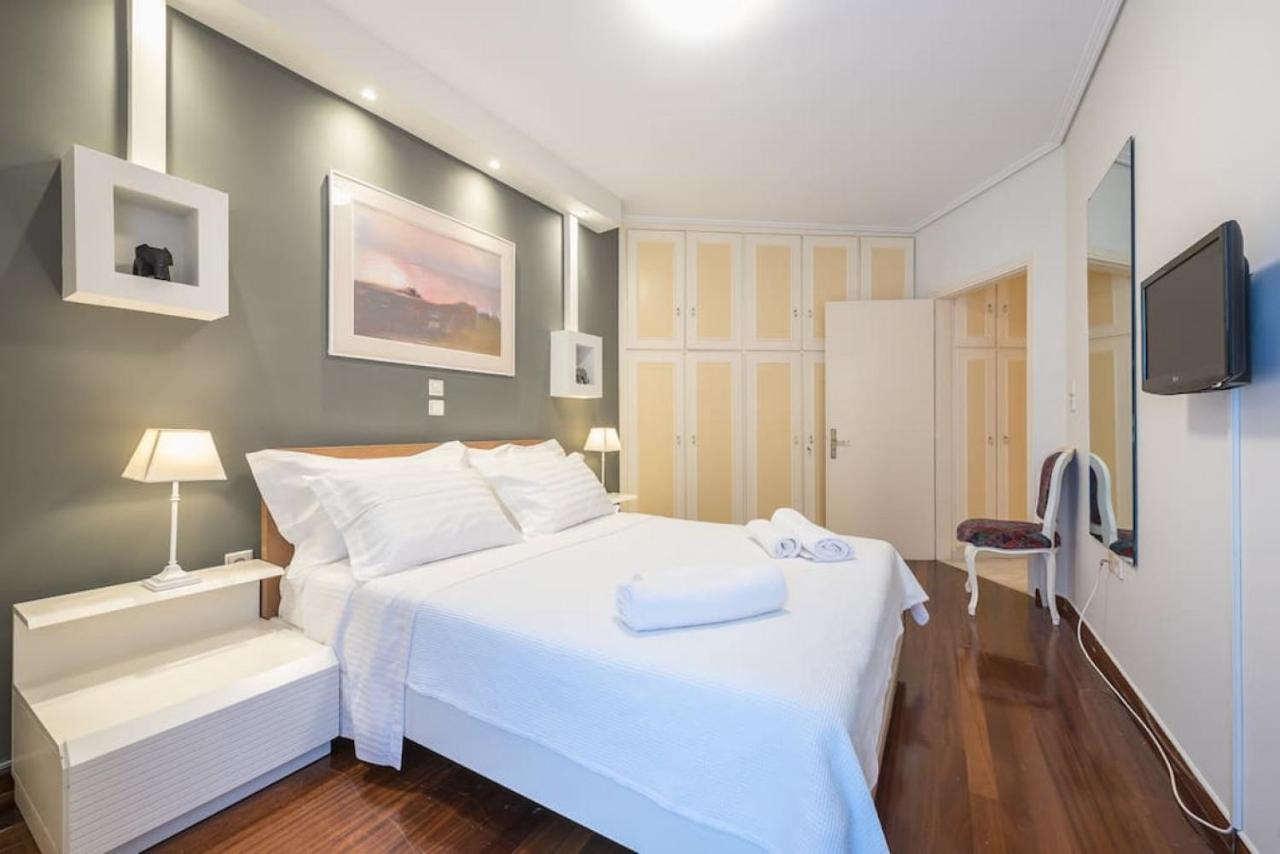 Central 3Br Apartment Next To Panormou Metro! Athens Exterior photo